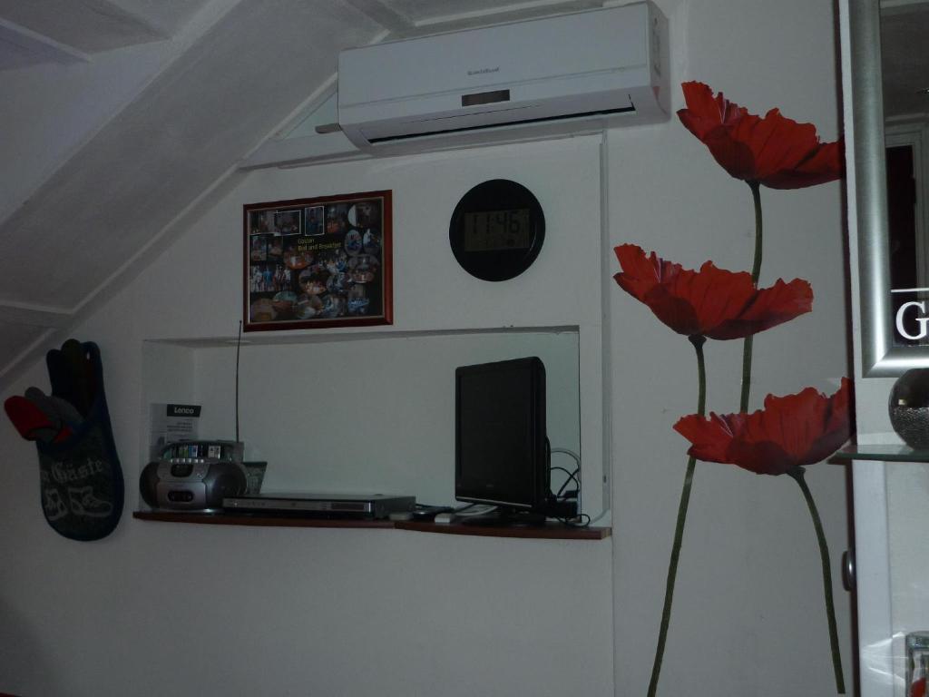 Tonnie'S Bed And Breakfast Kerkrade Phòng bức ảnh